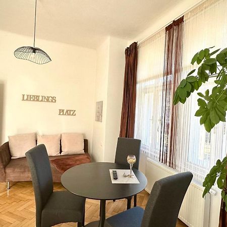 Apartment Im Grunen Леобен Экстерьер фото