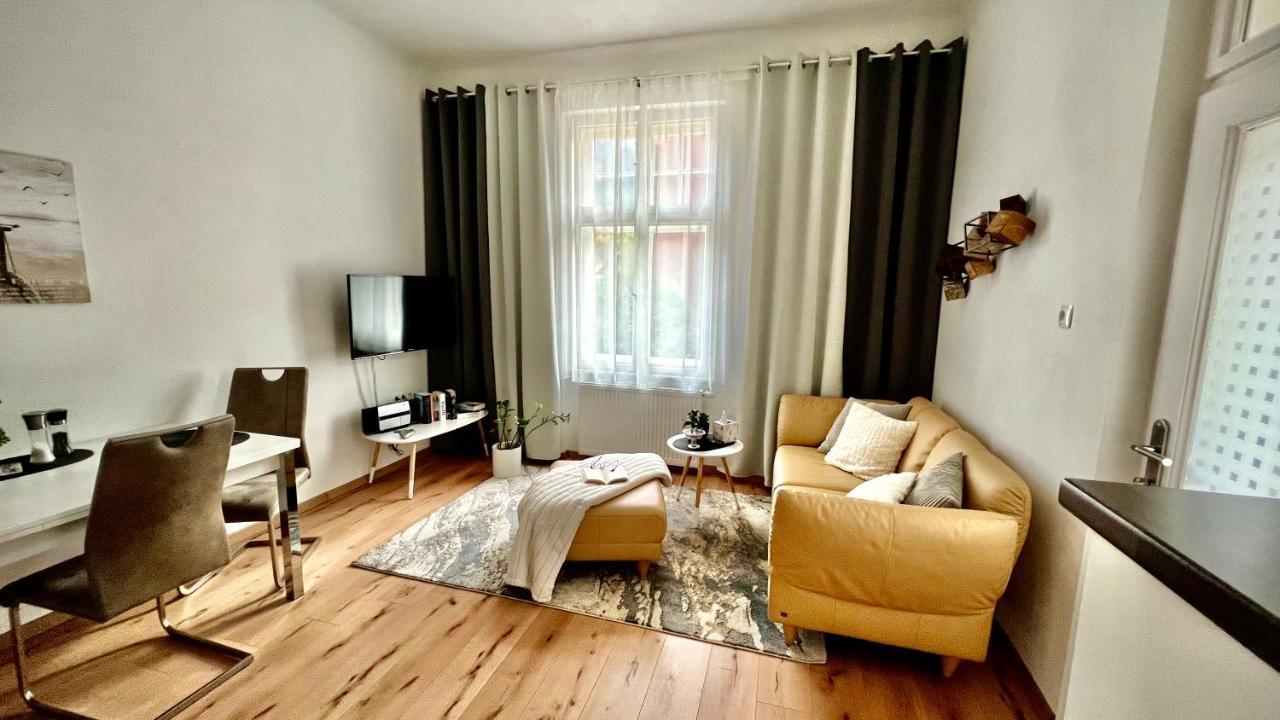 Apartment Im Gruenen Леобен Экстерьер фото