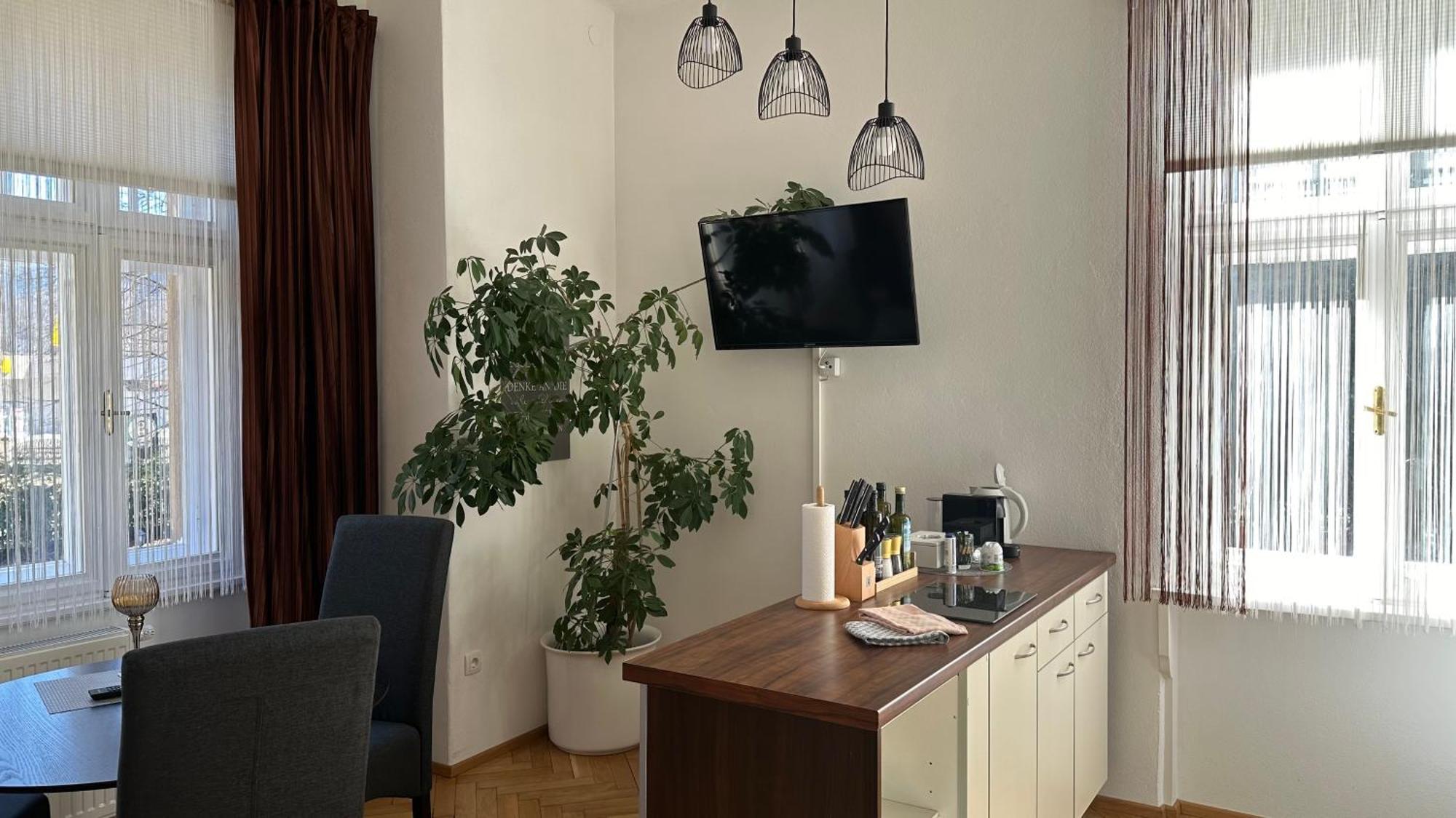 Apartment Im Grunen Леобен Экстерьер фото